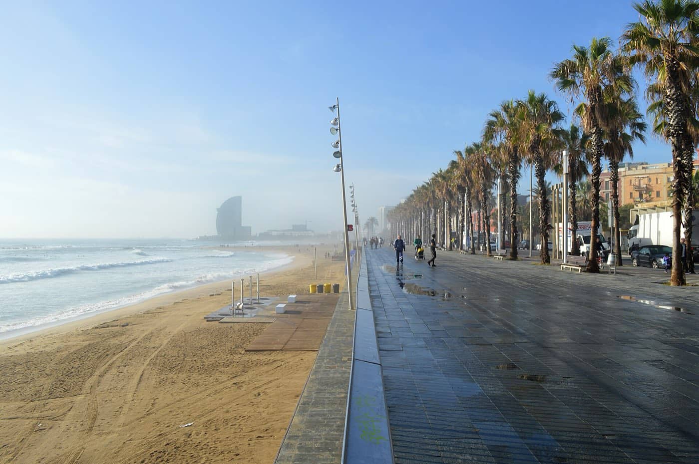 برشلونة